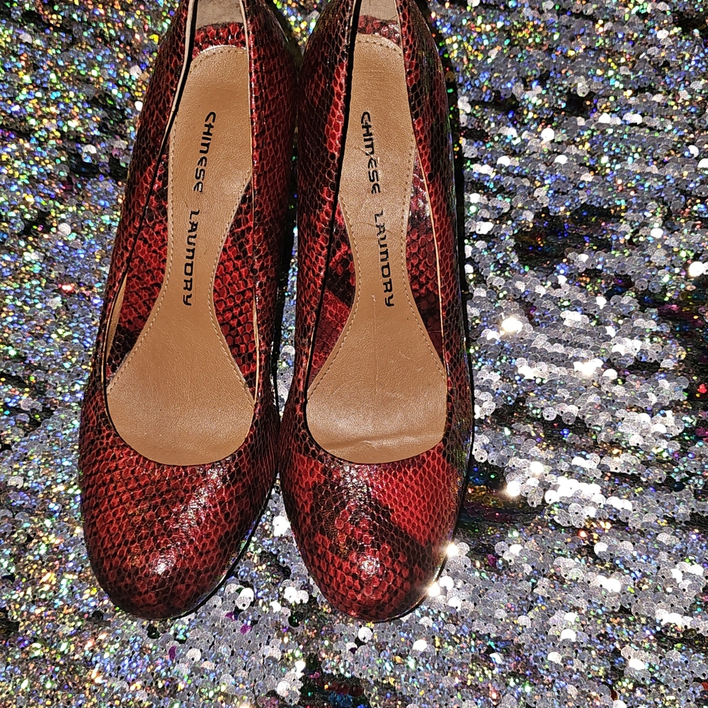 Chinese Laundry Red Snake Print Women's Shoes